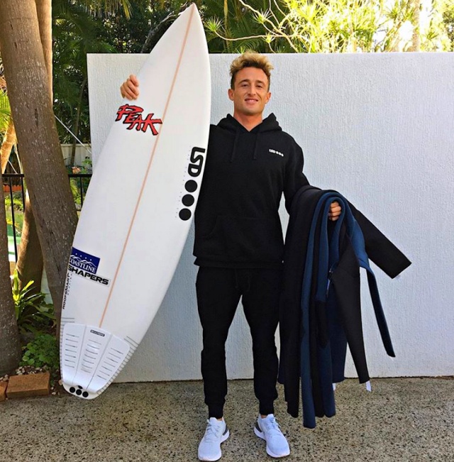 mattbanting_lsdsurfboards_logohoodie